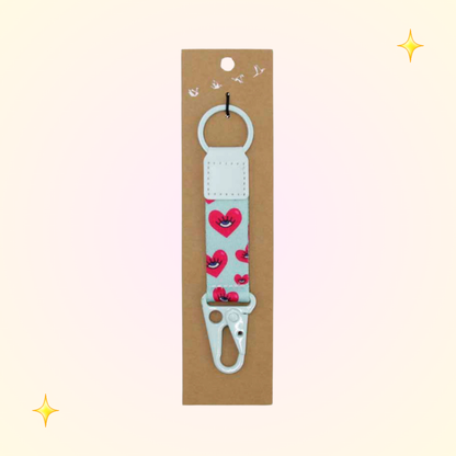 Llavero clip diseño corazones
