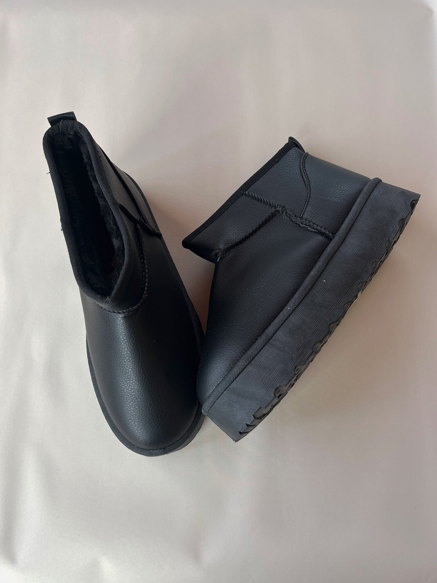 Pantu botas eco cuero